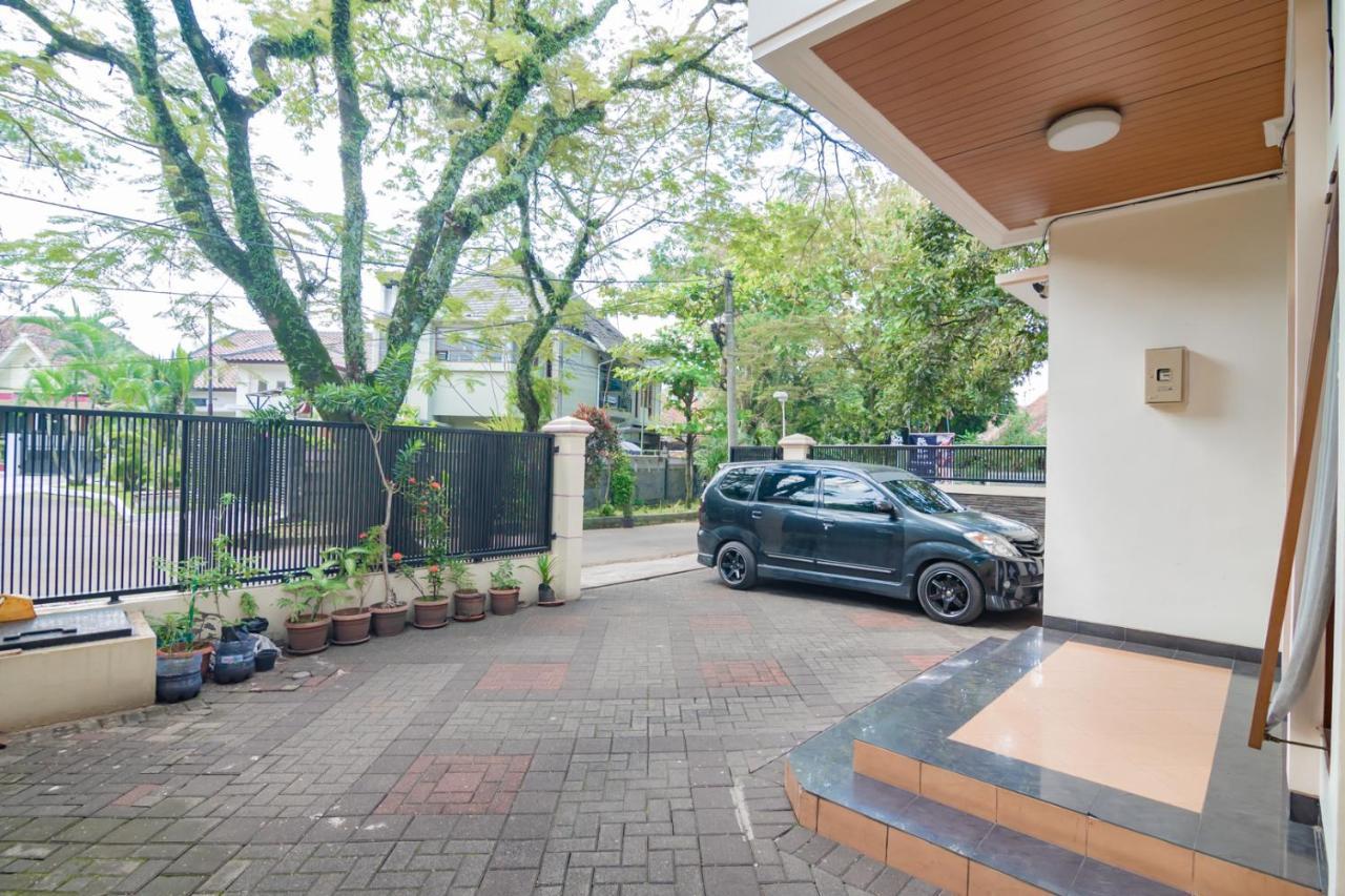 Koolkost Near Riau Junction Mall Bandung Exterior photo